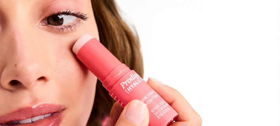 Eye contour