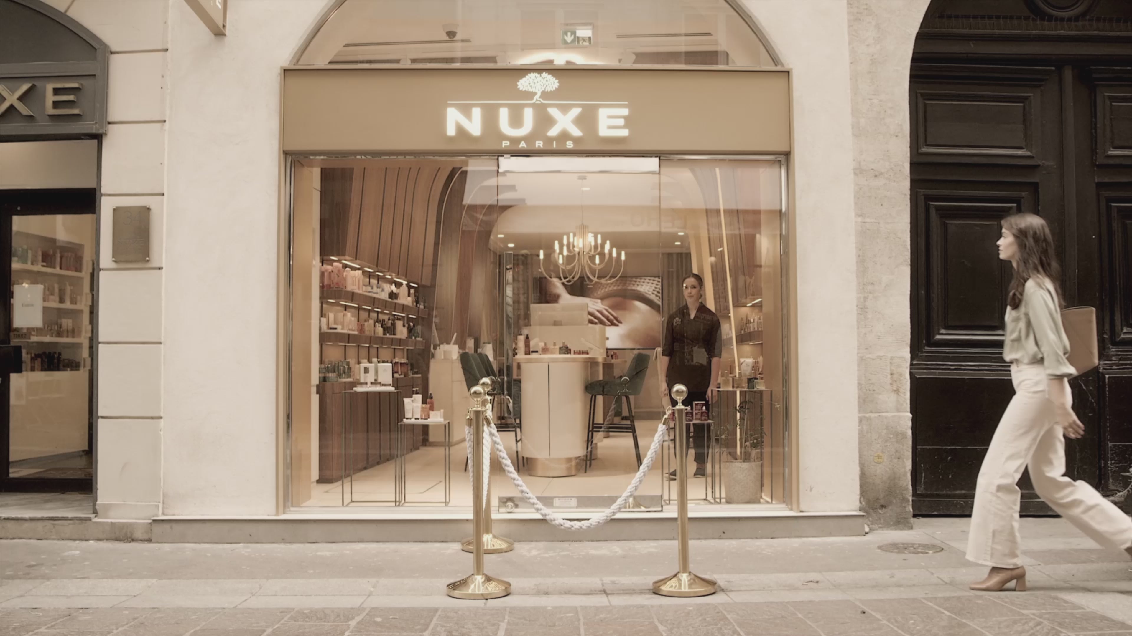 BRAND_PAGE-DESKTOP-BANNER-SPA_MAISON_NUXE_3840x2160.mp4